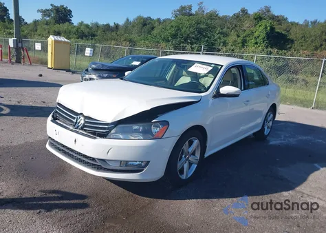 2015 Volkswagen Passat 1.8T Limited Edition from USA, damaged, VIN 1VWAS7A32FC079501